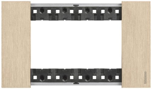 Рамка горизонтальная Legrand BTicino Living Now 1-м. 4 мод. металл золото фото Рамка горизонтальная Legrand BTicino Living Now 1-м. 4 мод. металл золото картинка